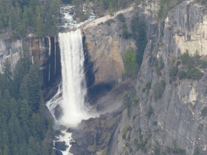 03052014-yosemite-washburne-watervalopafstand