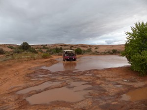 11052014-moab-hummer-beetjewater