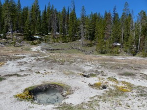 20052014-yosemite-uppergeyserbasin-lonestartrail-lunchplek-eigengeijser-geenzitplaats