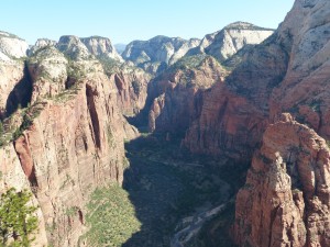 26052014-zion-westrimtrail-angelslanding-uitzicht2